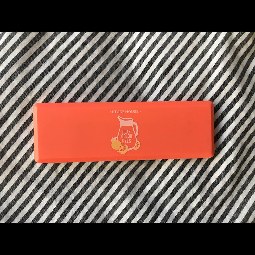 ❗️NEED GONE❗️Etude House Eyeshadow Palette